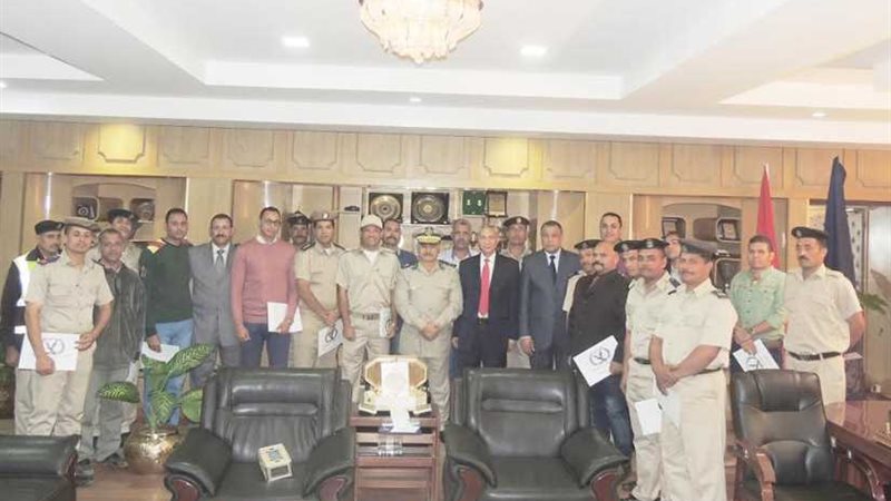 مدير أمن المنيا يكرّم