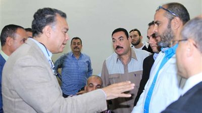 بالصور.. وزير النقل في جولة تفقدية لمعهد وردان بالسكك الحديد