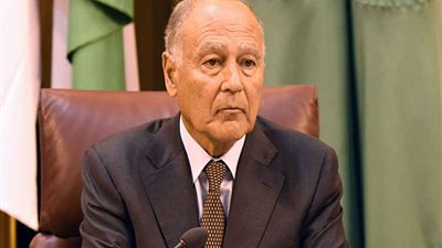 أبو الغيط يبدأ زيارة عمل مهمة إلى دولة الكويت