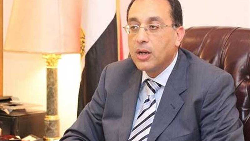 وزير الإسكان يبحث