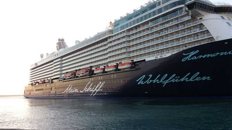 بالصور .. طوارئ بموانئ