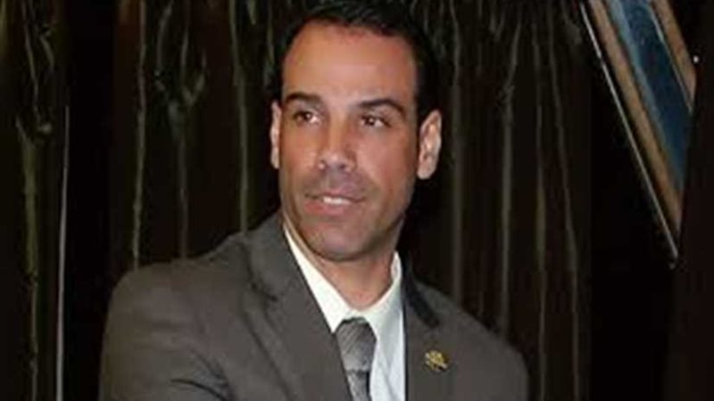 عطا يتقدم باستقالته