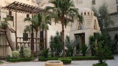 دورة لتعليم الشباب إدارة التراث وتسويقه بـ