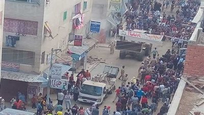 رفع وإزالة 302 إشغال طريق بدمنهور