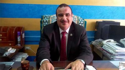 نجاة وكيل تعليم القليوبية من حادث الطريق الحر بإصابات طفيفة