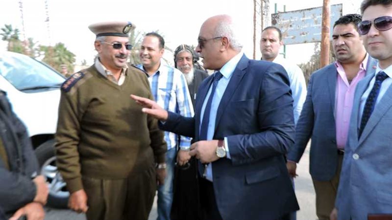 بالصور.. مدير أمن
