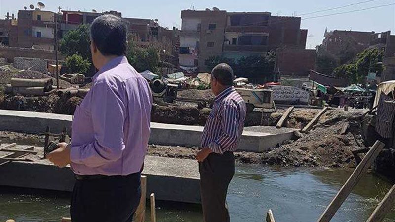 المنيا تمهد 15 طريقا