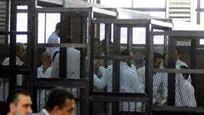 مشادات كلامية بـ