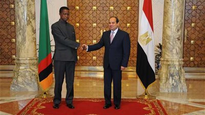 السيسي: نتطلع لمزيد من التعاون بين مصر وزامبيا