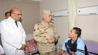 رئيس الأركان لمصابي العمليات: أنتم فخر لكل مصري ورمز البطولة