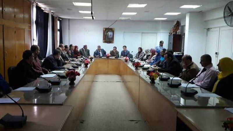 بالصور.. ندوة التخطيط