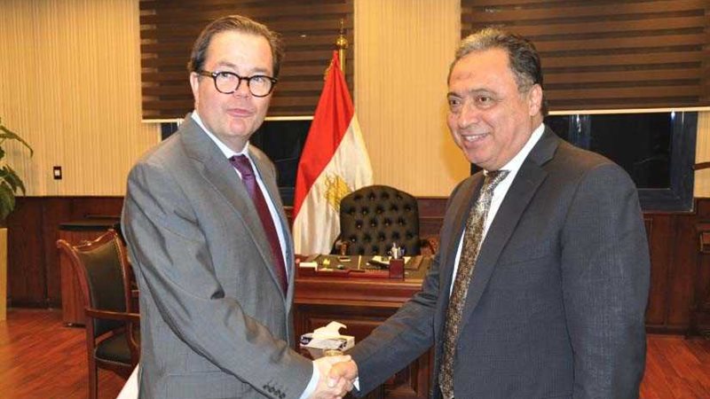 وزير الصحة يستقبل