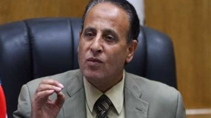 محمد محمود متحدثًا