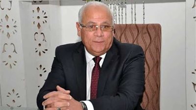 محافظ بورسعيد: أتمنى التوفيق للمجلس المنتخب لإدارة النادي المصري