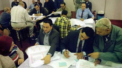 بالصور.. فرز أصوات أعضاء الجمعية العمومية بنادي طنطا تمهيدًا لإعلان النتيجة