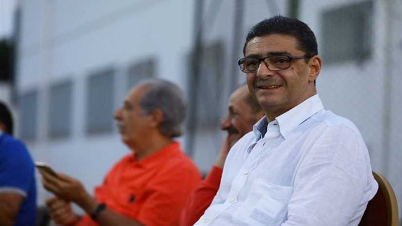 محمود طاهر: سأطبق