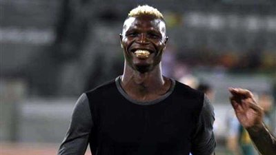 إبراهيم حسن: شهران خصمًا من مرتب 