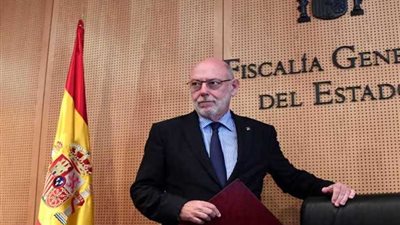 وفاة النائب العام الإسباني.. قامع زعماء الانفصال الكاتالونيين