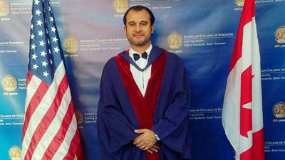 الدكتور جورج زاهر يحصل على زمالة الجمعية الأمريكية للجراحين