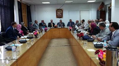 334 بحثاً عالمياً بطب بيطري بنها