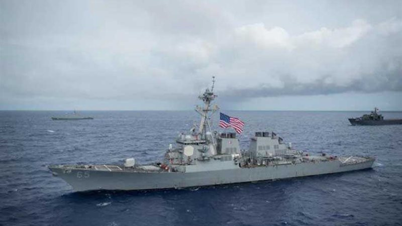 قاطرة يابانية تصطدم