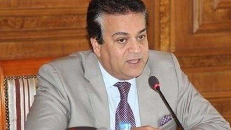 عبد الغفار يلتقي