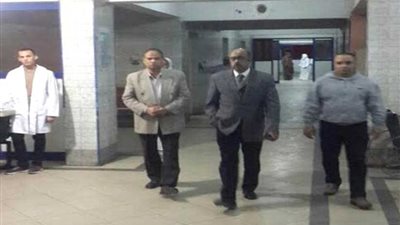 إحالة 16 عاملًا بمستشفيات أبوتيج وصدفا والوحدة الصحية بالنخيلة للتحقيق