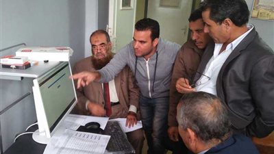 الحلاج يتابع أعمال منظومة كارت الفلاح بالبحيرة‎