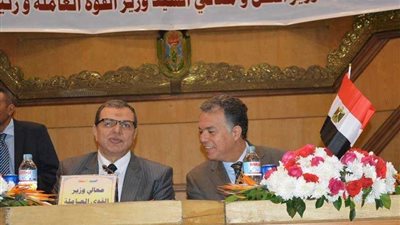 ممثلو 150 ألف عامل يدعمون ترشح الرئيس السيسي لفترة ثانية في عمومية 