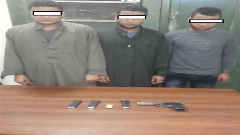 القبض على 3 أشقاء
