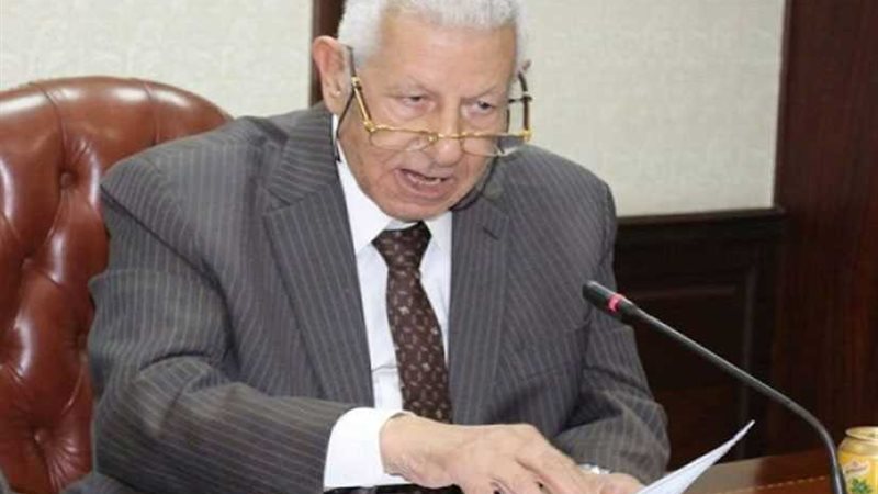 مكرم: قوائم علماء