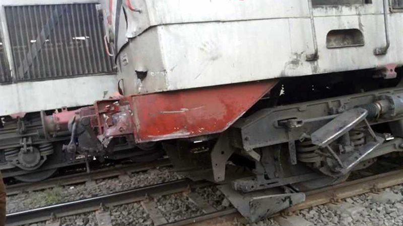 إصابة 3 أشخاص فى