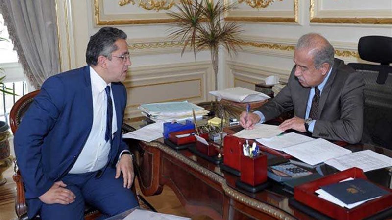 رئيس الوزراء يبحث