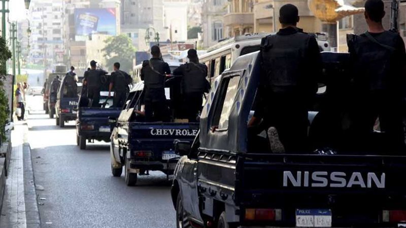 حملات أمنية على أخطر