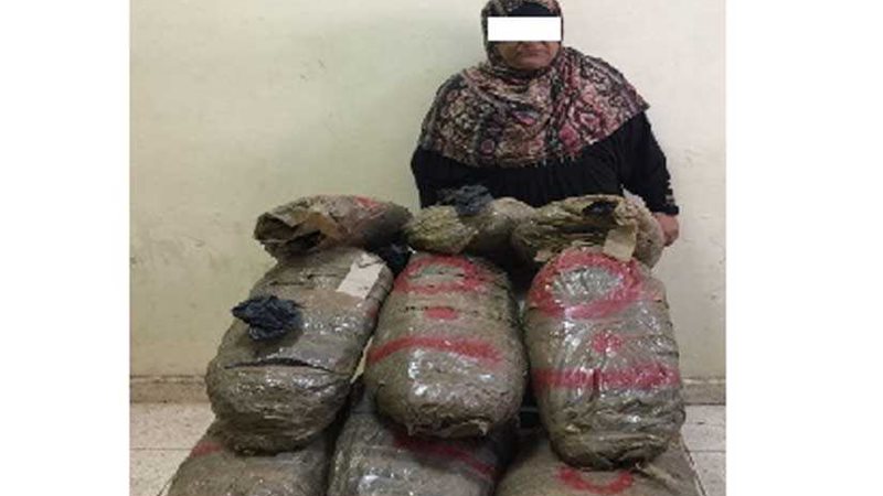 الداخلية تضبط طفلة