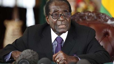 الإيكونوميست: اقتصاد زيمبابوي على وشك الإفلاس