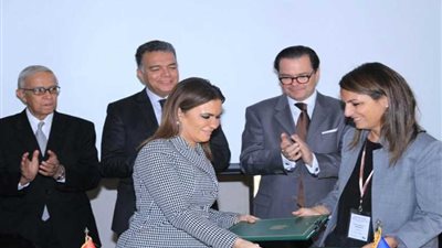 بالصور.. سحر نصر وعرفات يشهدان انطلاق فعاليات منتدى النقل الحضري الثاني