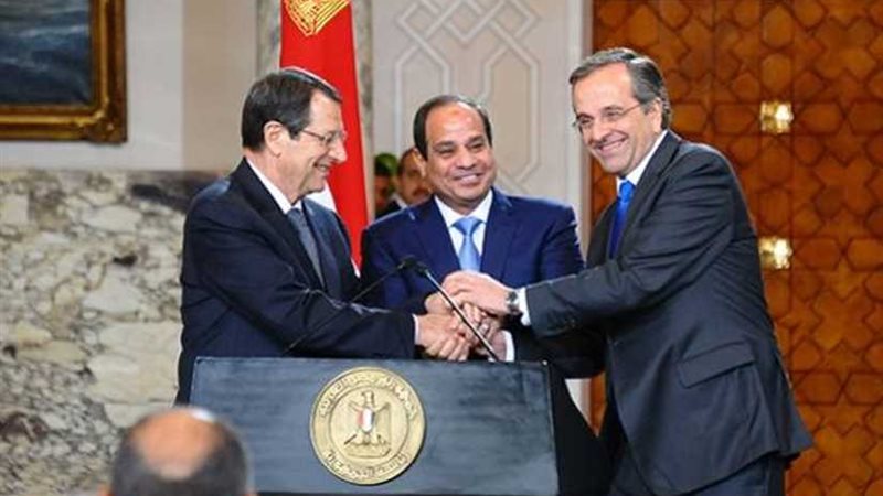 خبراء: مصر تحاصر