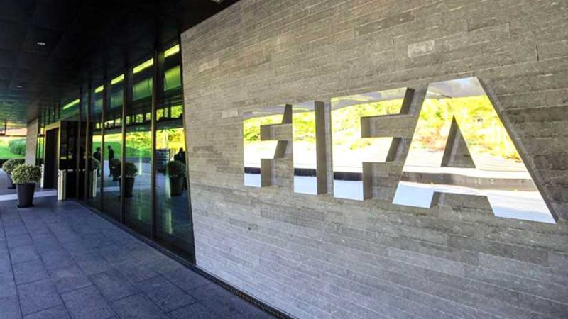 الفيفا يعتمد القائمة
