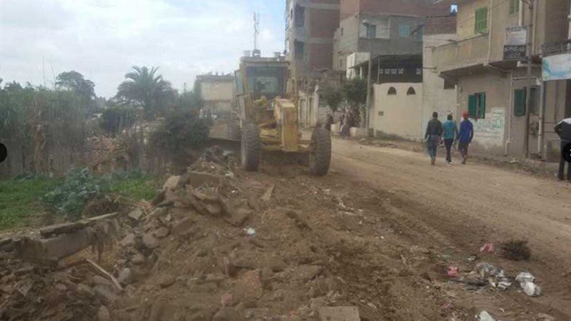 بالصور..حملات مكثفة