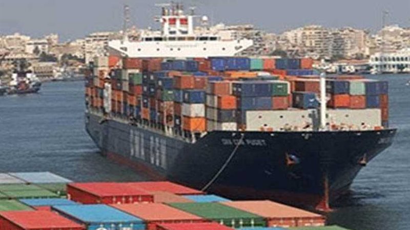 تداول 16 سفينة بضائع