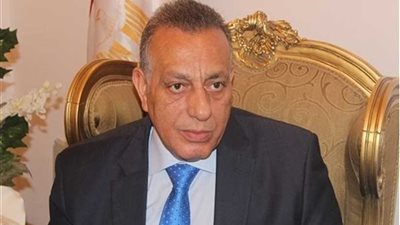 محافظ الجيزة : تنكيس الأعلام 3 ايام حداداً على الشهداء