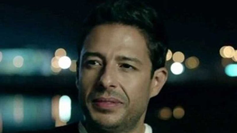 حماقي يلغى حفله الغنائي