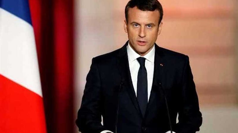 ماكرون يؤكد تمسك