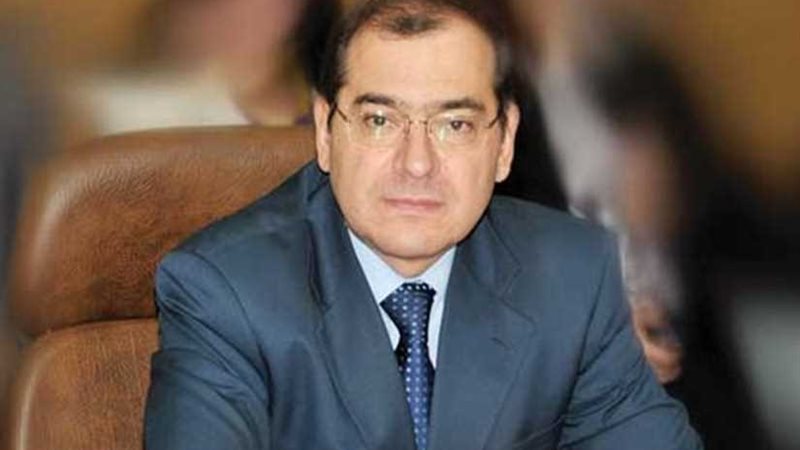 الملا يرأس وفد مصر