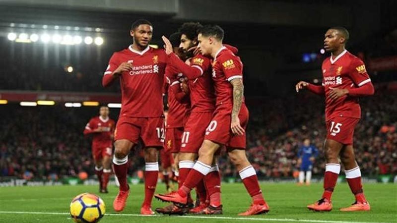 صلاح ينفرد بصدارة