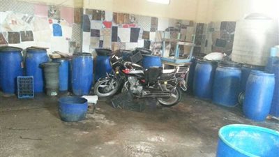 الصحة: ضبط 5 أطنان ملح فاسد بمعمل مخللات بالدقهلية