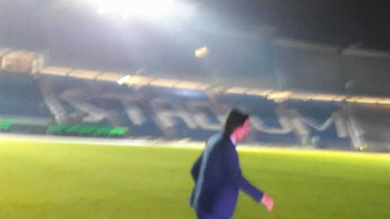 نيبوشا يعاين أرضية