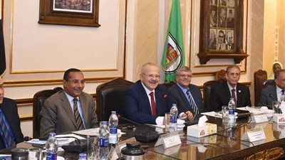 مجلس جامعة القاهرة يقر إلغاء التبرعات علي الأجازات والإعارات لأعضاء هيئة التدريس