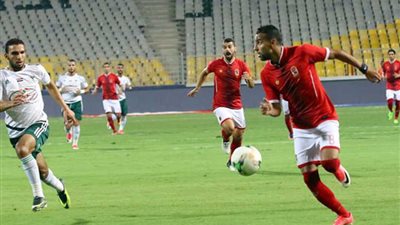 الأهلي يضرب المصري بهدفين نظيفين